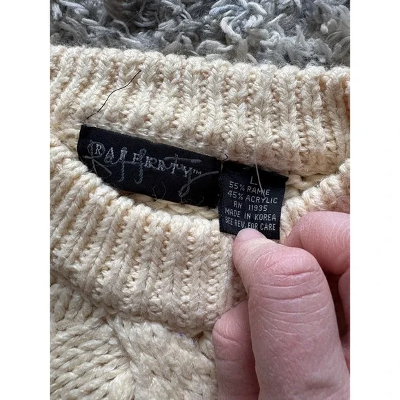 Vtg Rafferty Chunky Knit Cream Sweater Sz L Floral Grandpacore - Picture 2 of 7